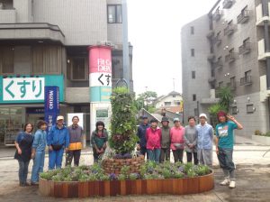風の噴水花壇の完成